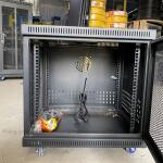 Tủ Rack 9U D450 Màu Trắng Bánh Xe PRONET
